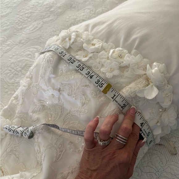 Maggie Sottero Vintage Haute Couture Wedding Dress - Picture 14 of 14